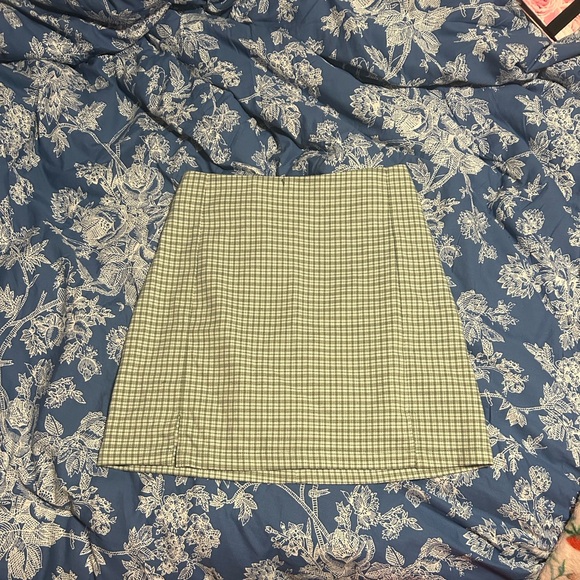 Brandy Melville Dresses & Skirts - Plaid Women's Skirt - Green and White